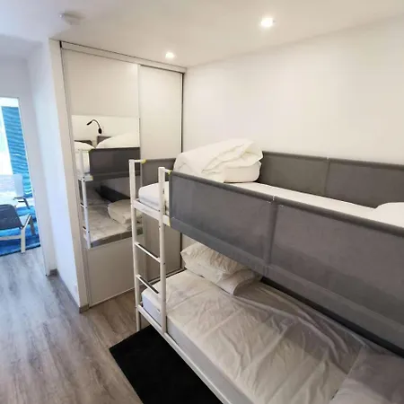 Midi - Studio Pour 4 Personnes 974 Apartment